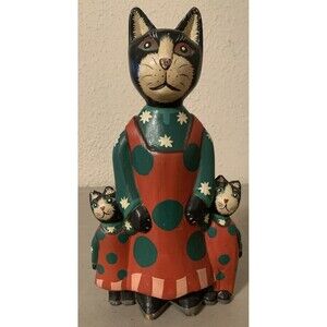 Vintage Cat Family Statue Figure Hand Carved Painted Wood Folk Anthropomorphic